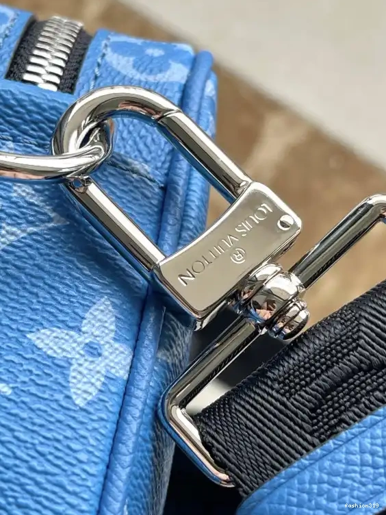 VUITTON LOUIS Alpha-24*16*8 cm Nano 0413